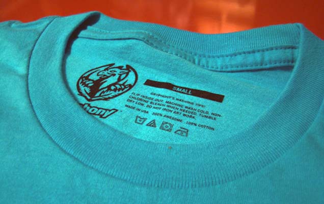 clothing’s label or size