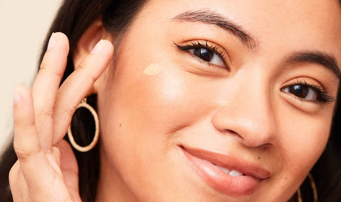 How to Use Tinted Moisturizer For Makeup And Skin Care