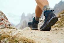 5 Best Waterproof Hiking Shoes For Men – Reviews and Buying Guide